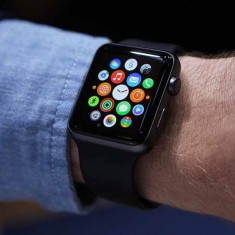The Best Wearables for Grads and Dads