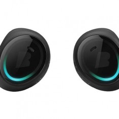 Bragi Dash Winning the Hearable