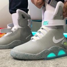 Try Out the New Nikes Self Lacing Mags