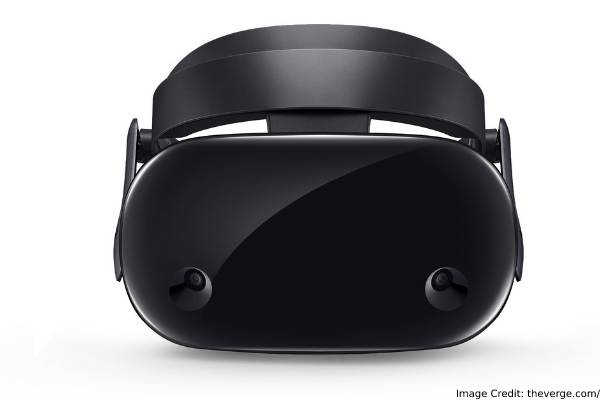 Specs Of This Samsung’s Windows Mixed Reality Headset